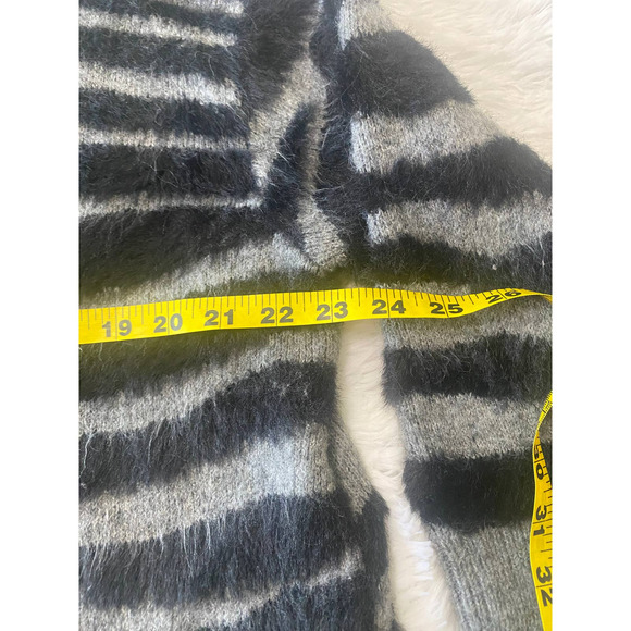 Twine & String Women's Black Zebra Stripe Fuzzy Mock Neck Sweater. Size S - Picture 2 of 5